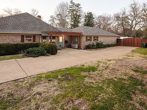 Driveway with Electric Gate