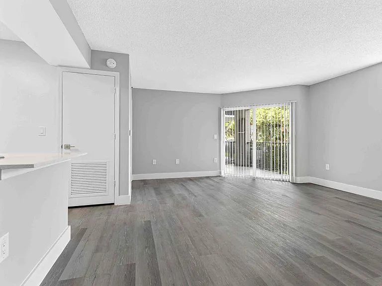 Coral Vista — Photo 37