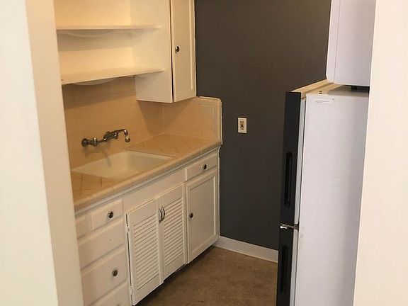 4th image of 3630A Fillmore St