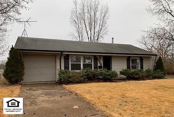 1st image of 9800 Lorna Ln