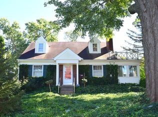 5020 Collinwood Pl, Cincinnati, OH 45227