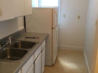 1332 5th Ave APT 5, Huntington, WV 25701