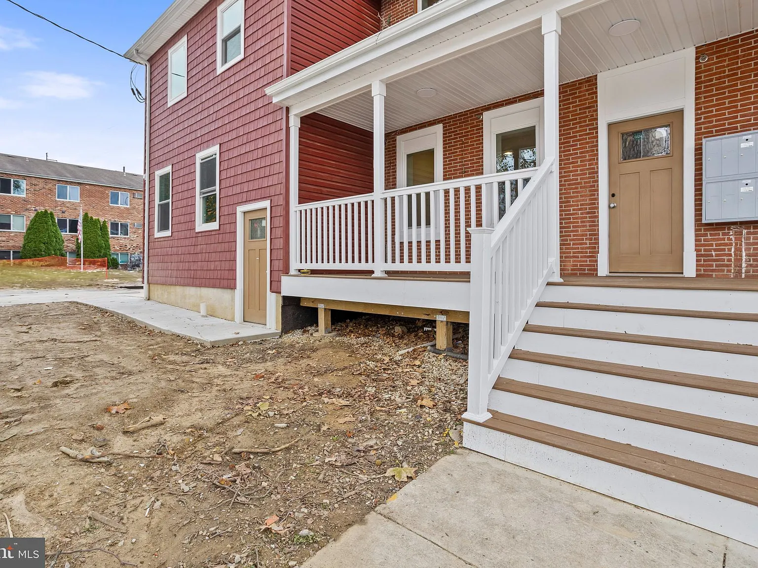 1 bed, 916 sqft, $2,095 — Photo 2