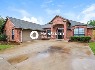 1632 Hollowbrook Cir, Edmond, OK 73012