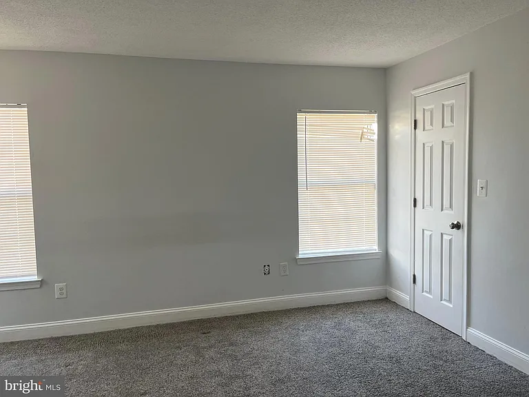 1005 Summerglenn Ct #7-103 — Photo 11