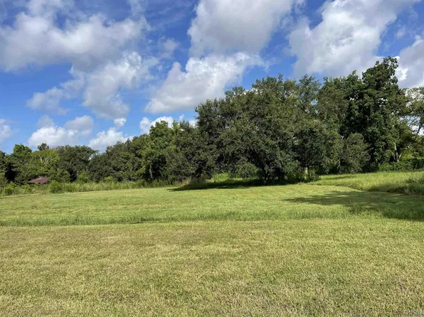 1636 Doctor Beatrous Rd, Theriot, LA 70397