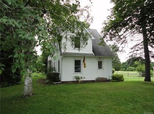 7312 Ridge Rd, Lockport, NY 14094