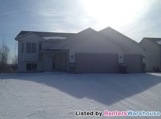 423 66th St SW, Waverly, MN 55390