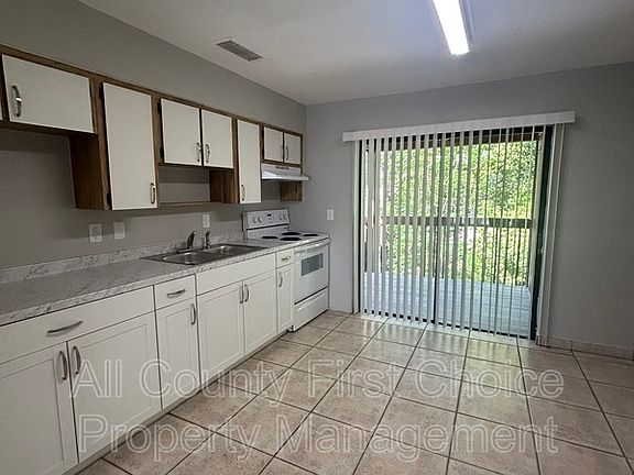 2nd image of 800 Trotter Rd #303