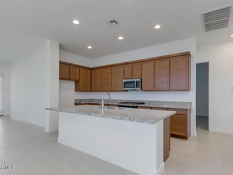 458 W Golden Aspen Dr — Photo 4