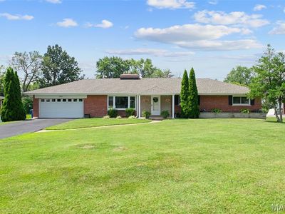 10762 Leebur Dr, Saint Louis, MO, 63128