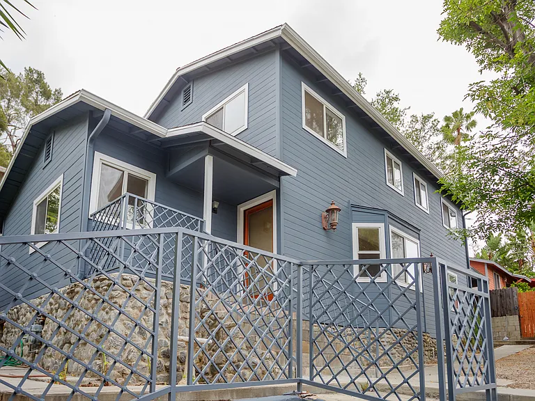 4018 Clayton Ave — Photo 1