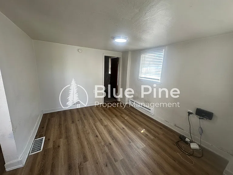 427 South Blvd — Photo 4