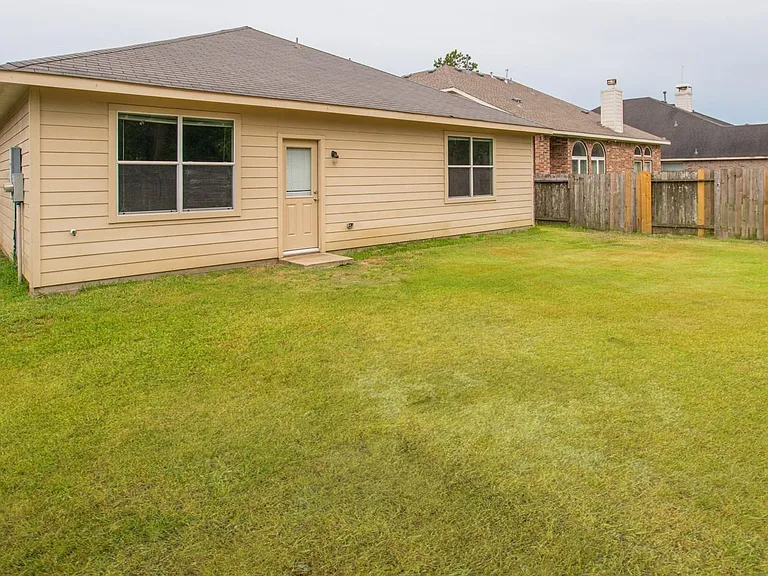 25531 Forest Springs Lake — Photo 43