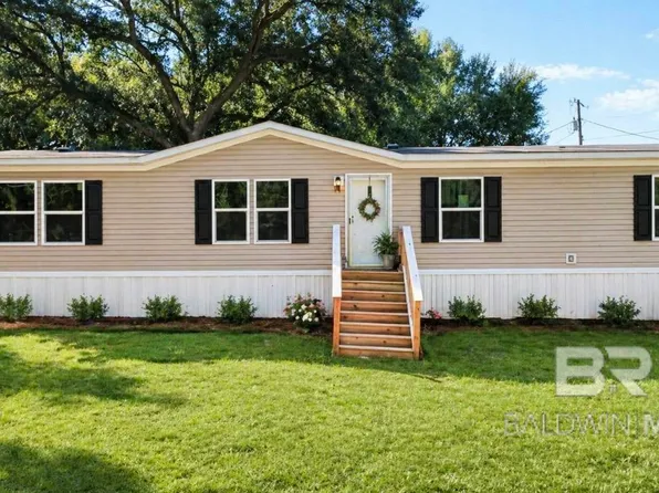 18540 Aspen Cir, Robertsdale, AL 36567