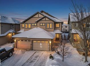 17604 8th Ave SW, Edmonton, AB T6W 2X3