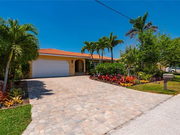 805 Brenda Ct, Punta Gorda, FL 33950