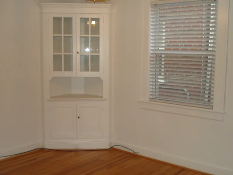 2427 Stanley Ave SE #A — Photo 7