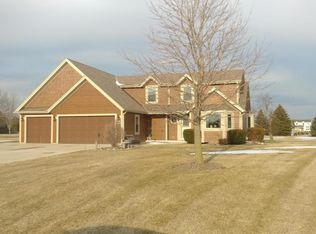 W259N9424 Riverview Dr, Colgate, WI 53017