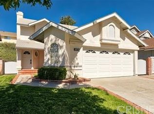 28725 Raintree Ln, Santa Clarita, CA 91390