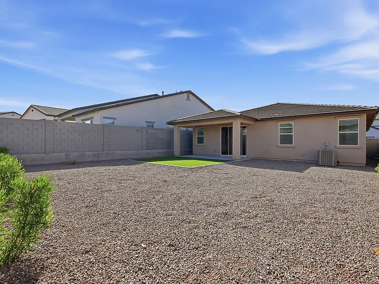 21435 W Meadowbrook Ave — Photo 30