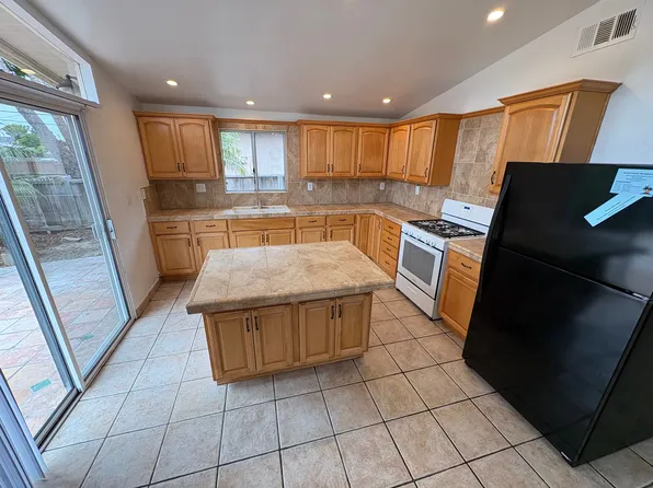 6664 Pasado Rd, Goleta, CA 93117
