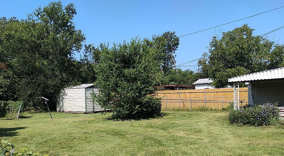 2nd image of 1812 N 12th St