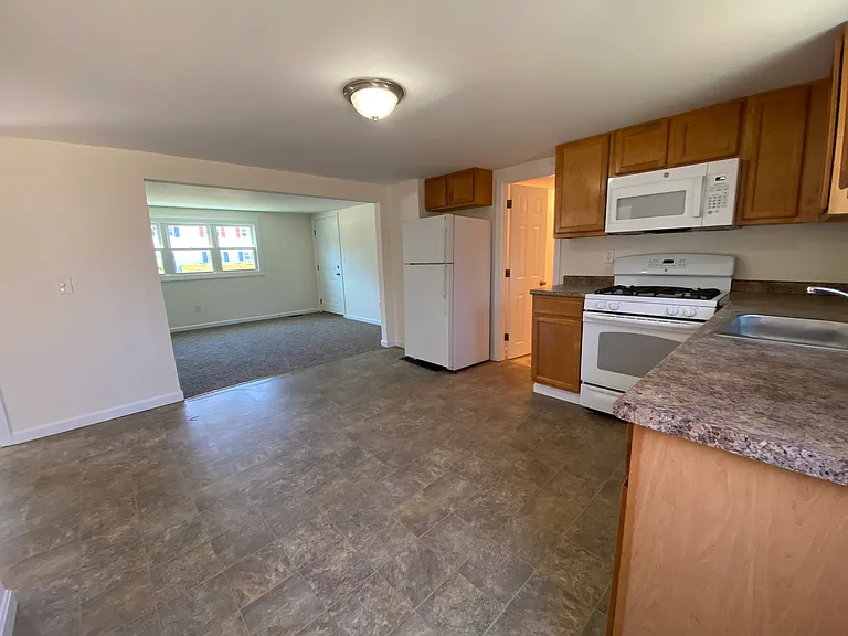 5 Dora Dr — Photo 13