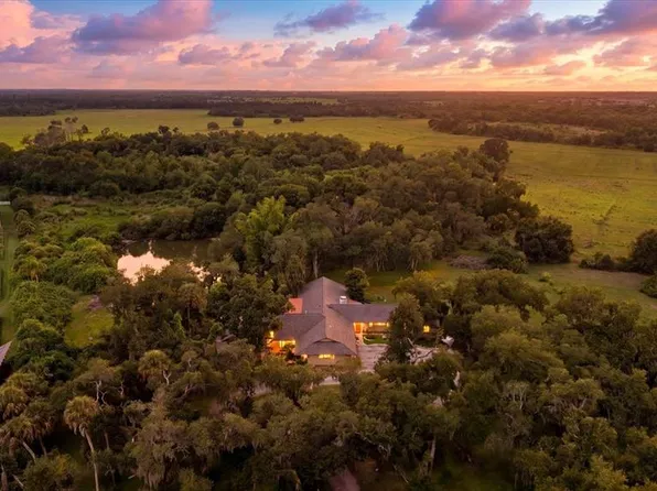 5850 Vanderipe Rd, Sarasota, FL 34241
