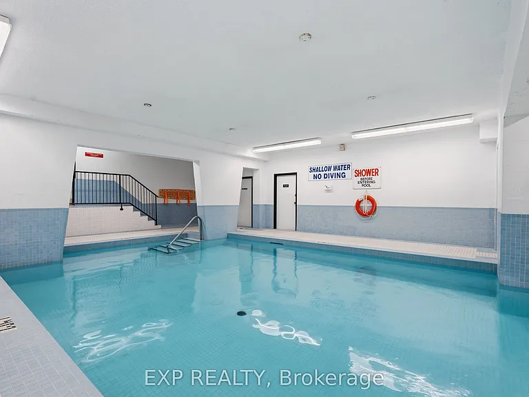 975 Warwick Ct #1005 — Photo 16