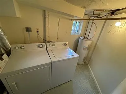 1361 Parkwood Pl NW #B — Photo 17