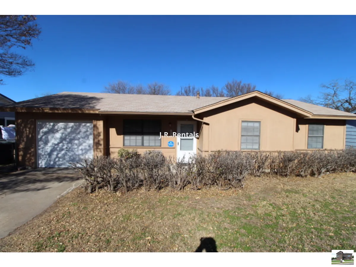 Building Photo - 803 Michelle Dr