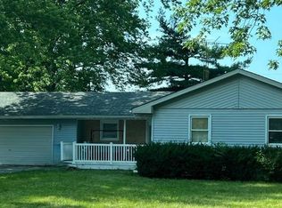 1110 Harmony Ave, Mazon, IL 60444