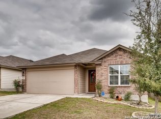 8018 Eclipse Bnd, San Antonio, TX 78252