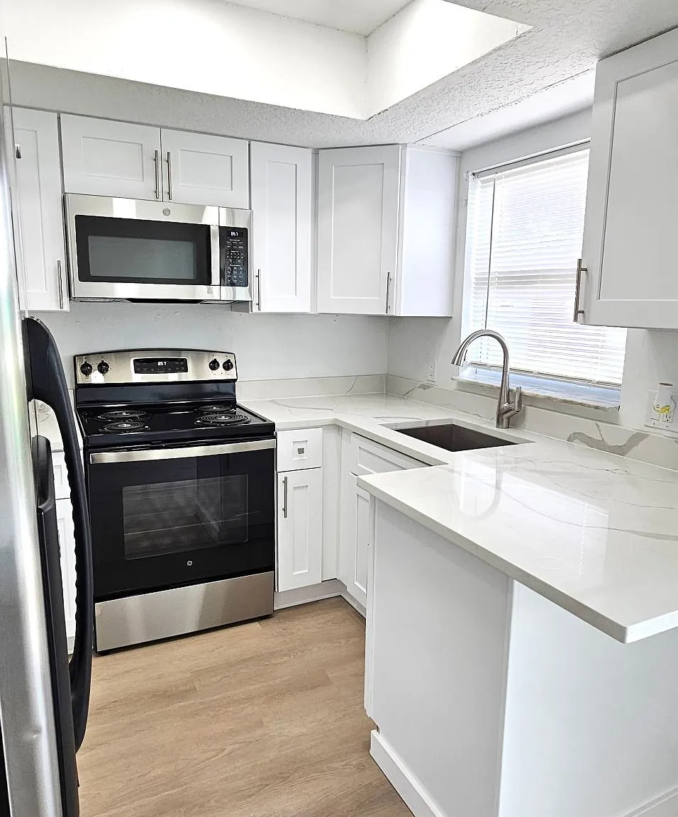 9312 Anita Ave — Photo 1