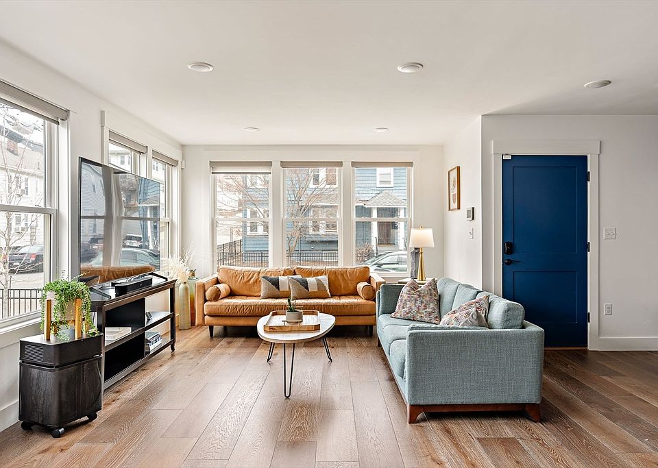 1st image of 62 Governor Winthrop Rd #1