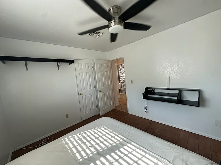 3209 S Capri Cir — Photo 31