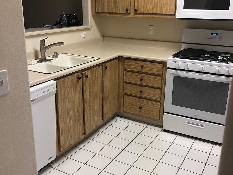 1st image of 1900 N Torrey Pines Dr Unit 201