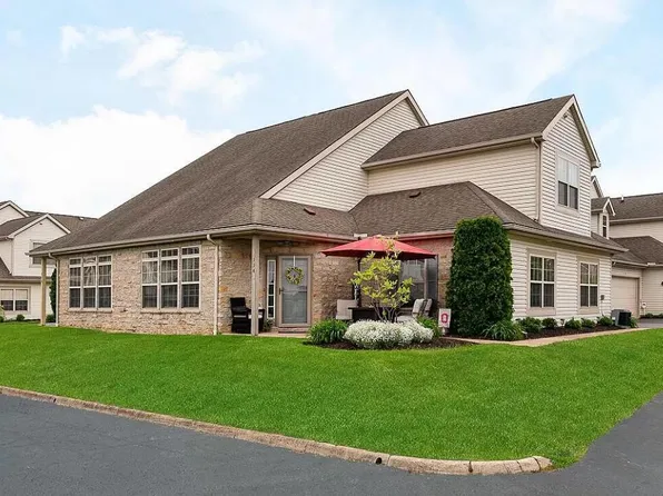 114 Maple Leaf Dr, Johnstown, OH 43031