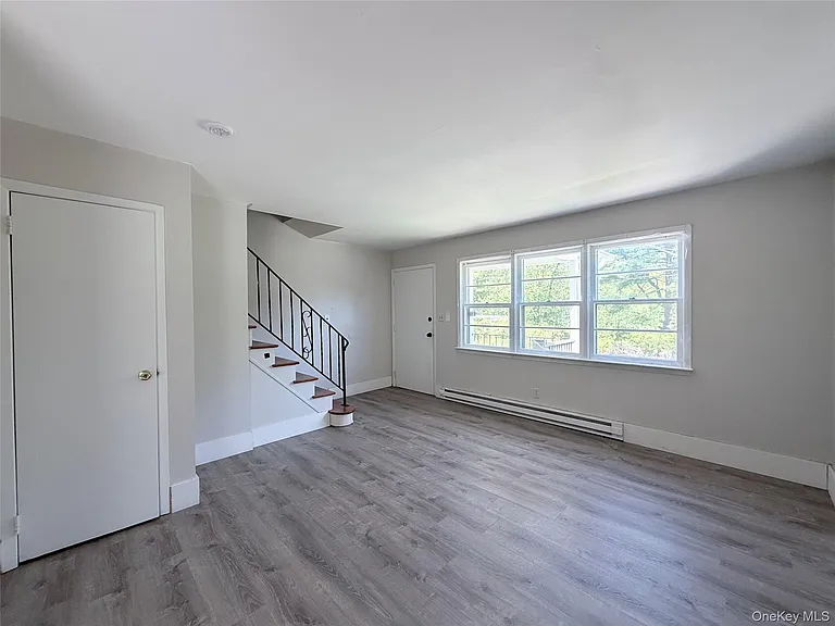 3 Saddle Ln #1 — Photo 2