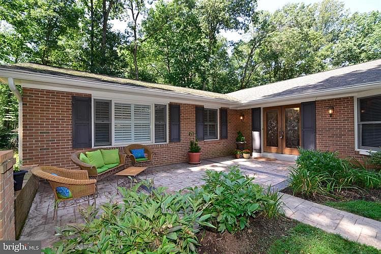 1700 Besley Rd, Vienna, VA 22182 Zillow