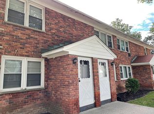 2710 South Rd UNIT D4, Poughkeepsie, NY 12601