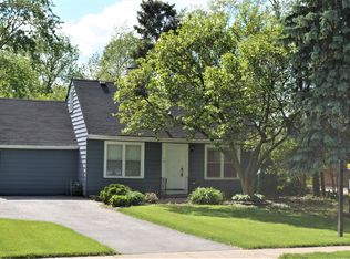 1148 S Fairfield Ave, Lombard, IL 60148