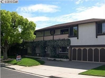 1st image of 3916 Cobblestone Dr