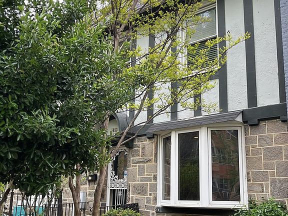 3rd image of 1458 Ogden St NW