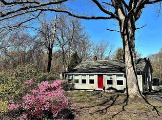 28149 N James Madison Hwy, New Canton, VA 23123