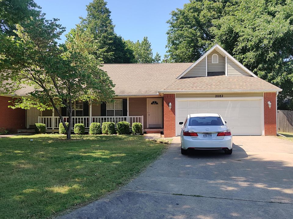 1st image of 2082 E Farr Ln