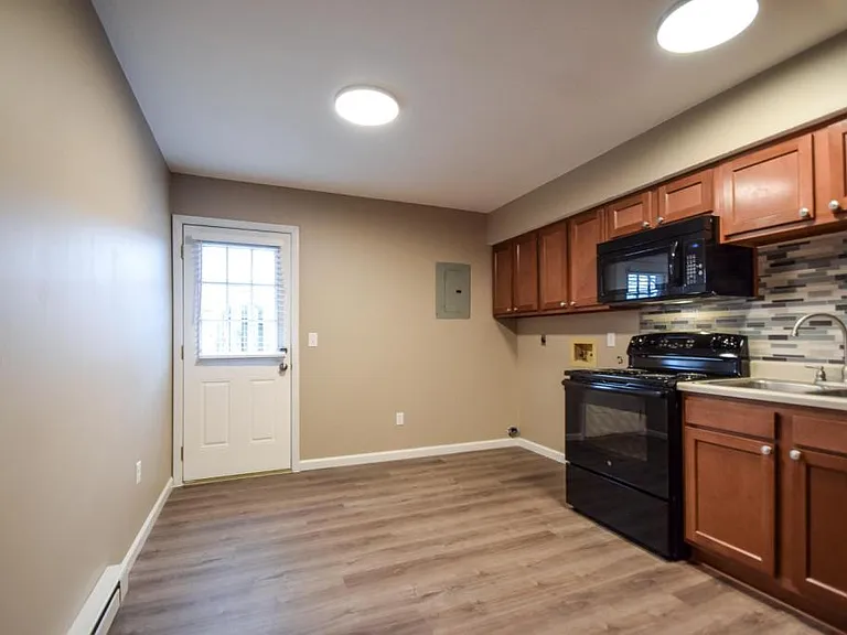 3405 Redbud Dr #A — Photo 3