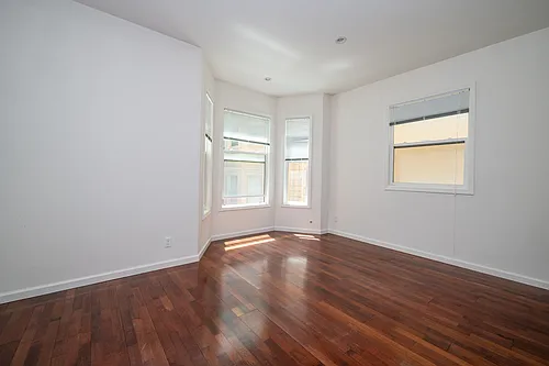 1330 Pine St Photo 1