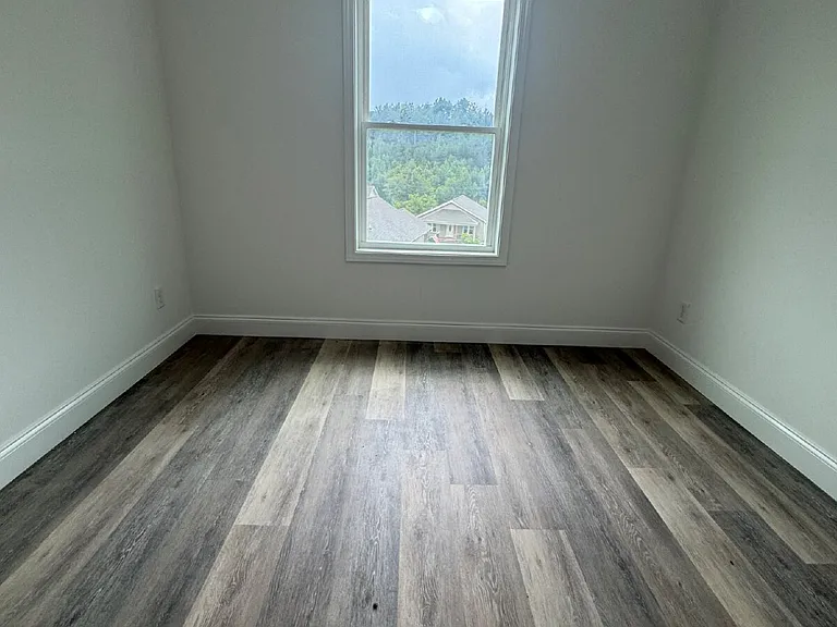 200 Quinn Hill Ln — Photo 8